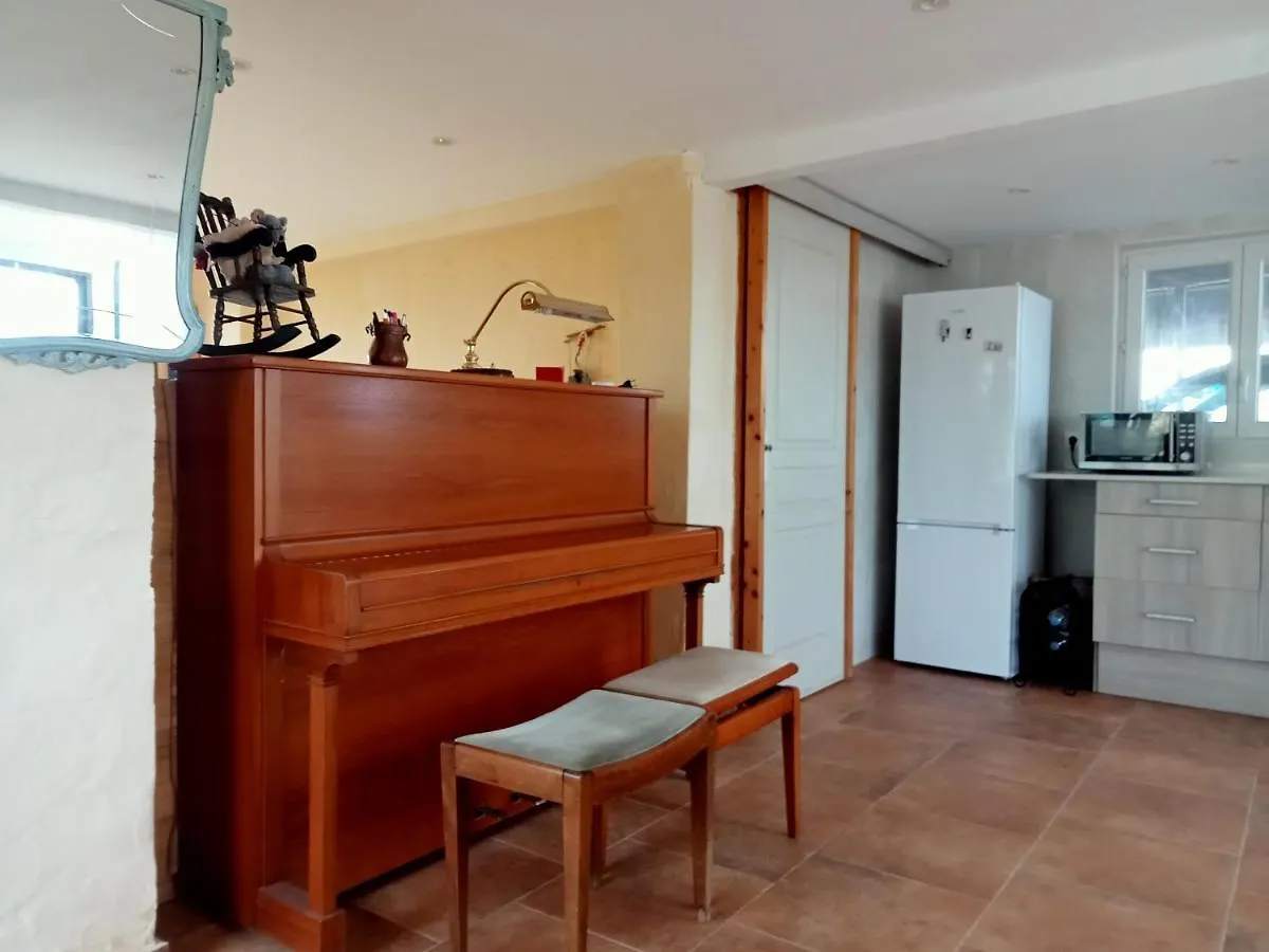 Piano Loft Turismo Rural Costa Brava-Vilanova De La Muga Διαμέρισμα